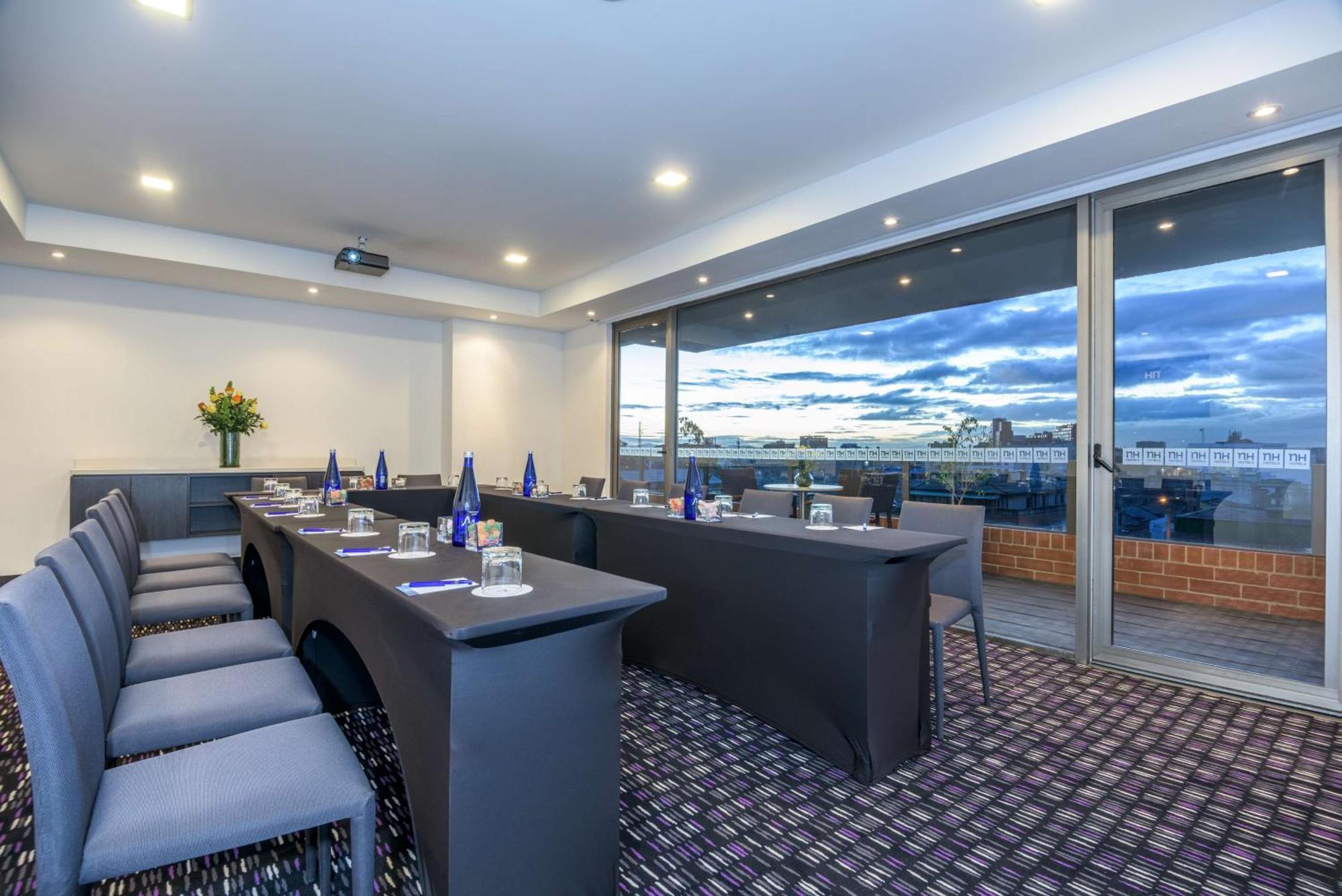 Отель Nh Bogota Urban 26 Royal Экстерьер фото