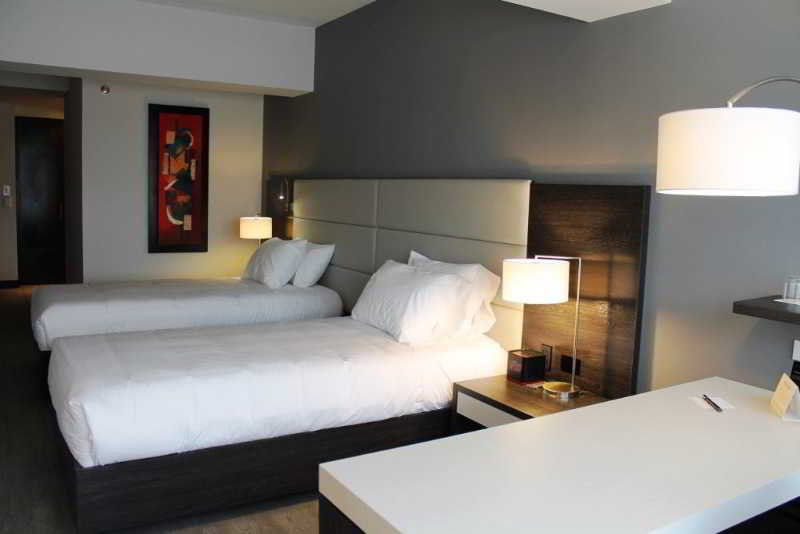Отель Nh Bogota Urban 26 Royal Экстерьер фото