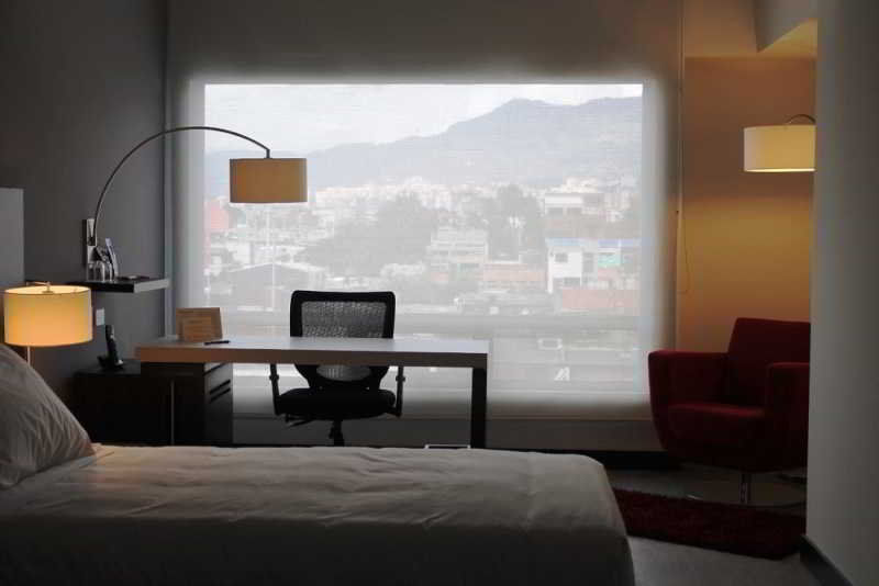 Отель Nh Bogota Urban 26 Royal Экстерьер фото